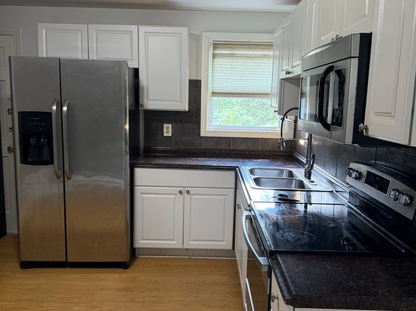 1580 Hartford New London Tpke #2R