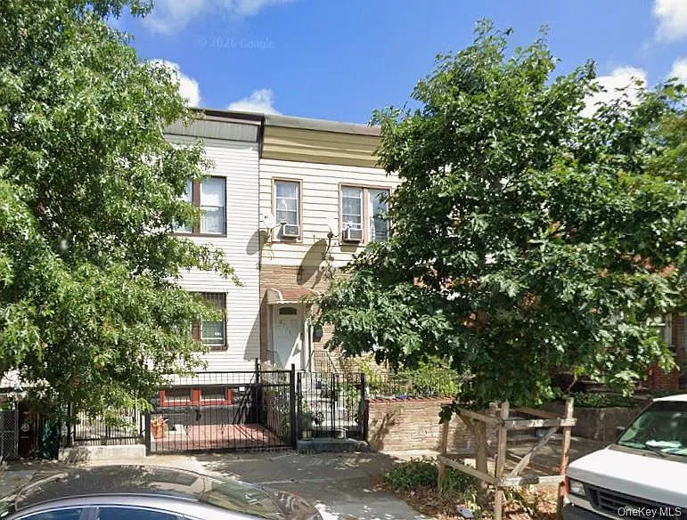 3 bed, 2.0 bath, 600 sqft, $2,800 — Photo 1