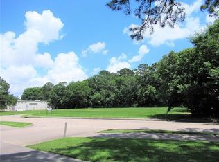 101 E Walker St, League City, TX 77573