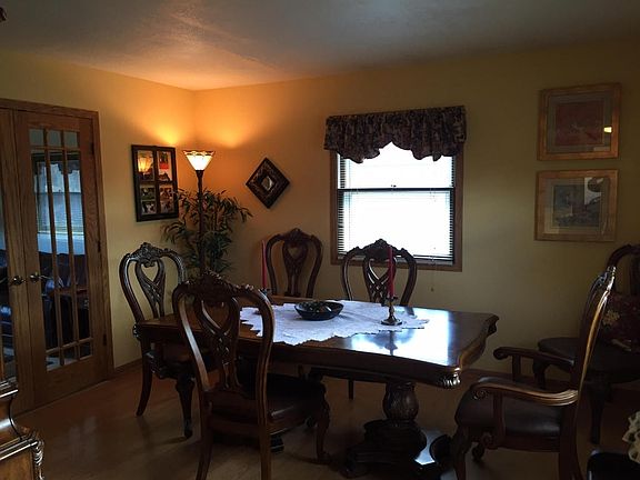 4th image of 7539 S Quincy Ave