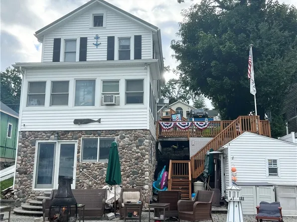 2403 Lower Lake Rd, Seneca Falls, NY 13148