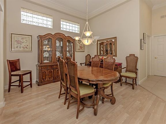 4th image of 513 Cheval Dr