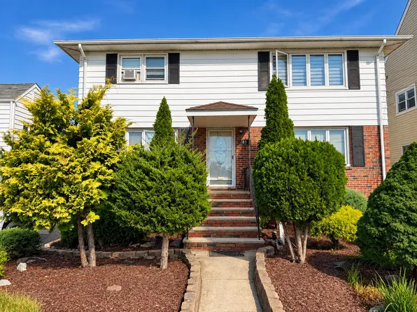 85 Martha Ave Floor 2, Elmwood Park, NJ 07407