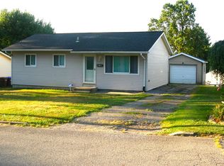 1013 Lisa Ln, Farrell, PA 16121