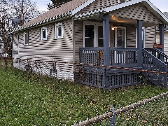 3rd image of 143 W Milton Ave
