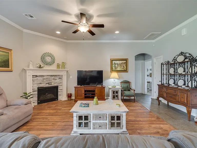 18500 Summer Grove Ave — Photo 9