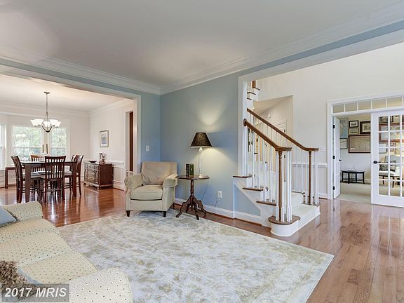 3rd image of 23888 Heather Meadow Dr