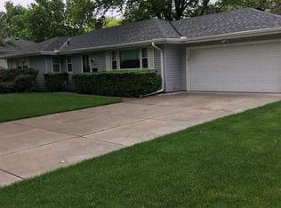 610 S 67th Ave, Omaha, NE 68106