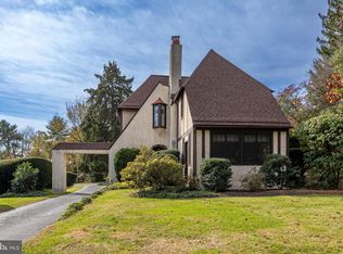 1560 Sheridan Ln, Norristown, PA 19403