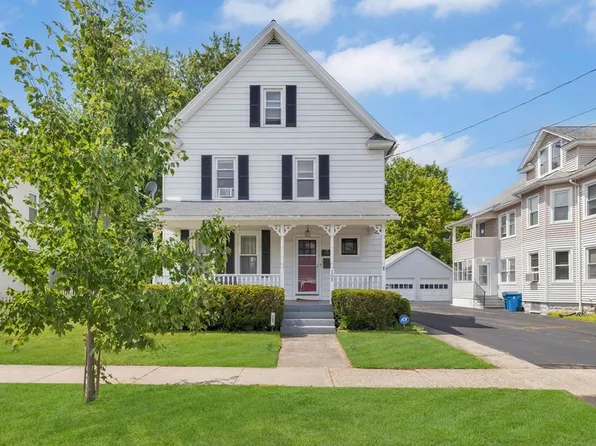 105 Pine St, West Springfield, MA 01089