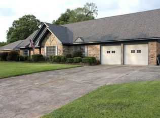 950 Chatwood Dr, Beaumont, TX 77706