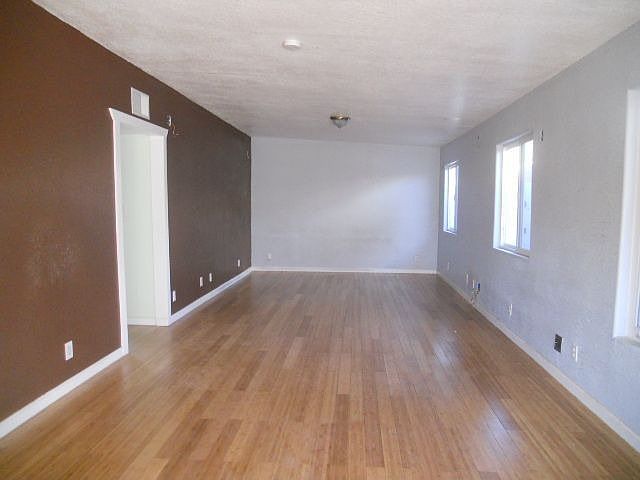 2nd image of 4299 Montdale Ave