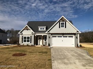 820 Warwick Ln, Carthage, NC 28327