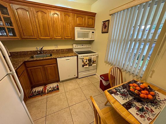 3rd image of 441 NW 76th Avenue #207