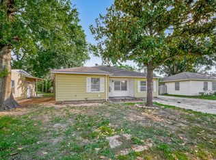 6741 Feldspar St, Houston, TX 77092