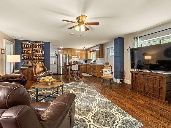 4th image of 1376B Wyatt Mountain Rd