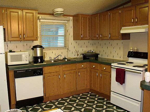 4th image of 20402 Tealwood St