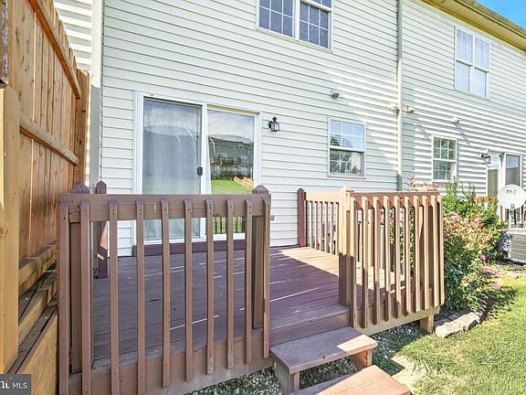5th image of 2774 Woodmont Dr