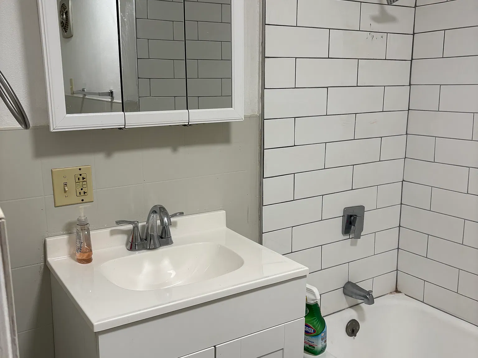 1 bed, 500 sqft, $895 — Photo 3