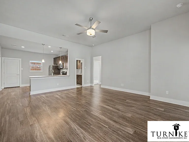 220 Stewart Bend Ct — Photo 1
