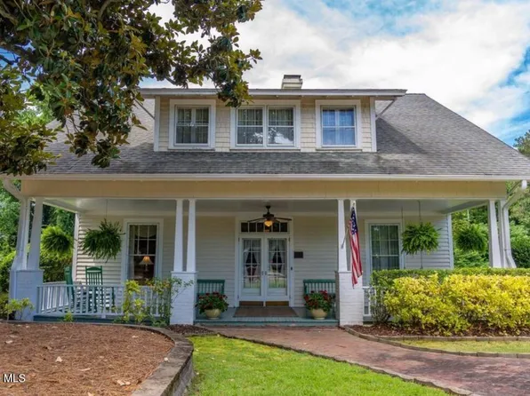 303 Mcreynolds Street, Carthage, NC 28327