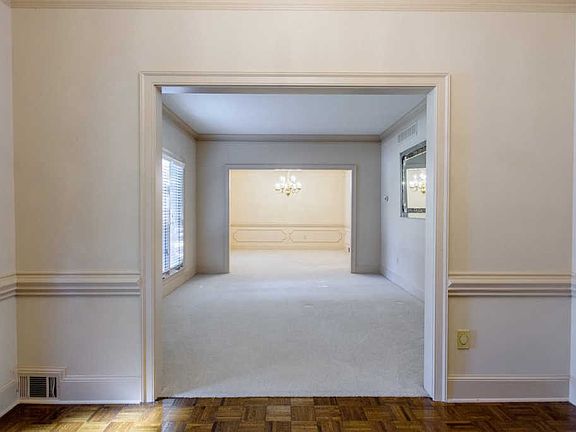 2nd image of 2601 Brachton Ave