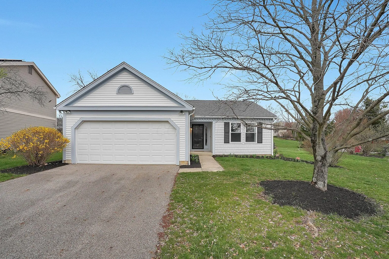 482 Slate Run Dr photo 1