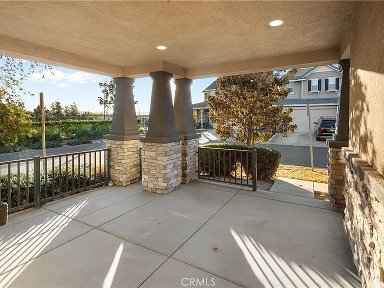 7717 Horizon St — Photo 4