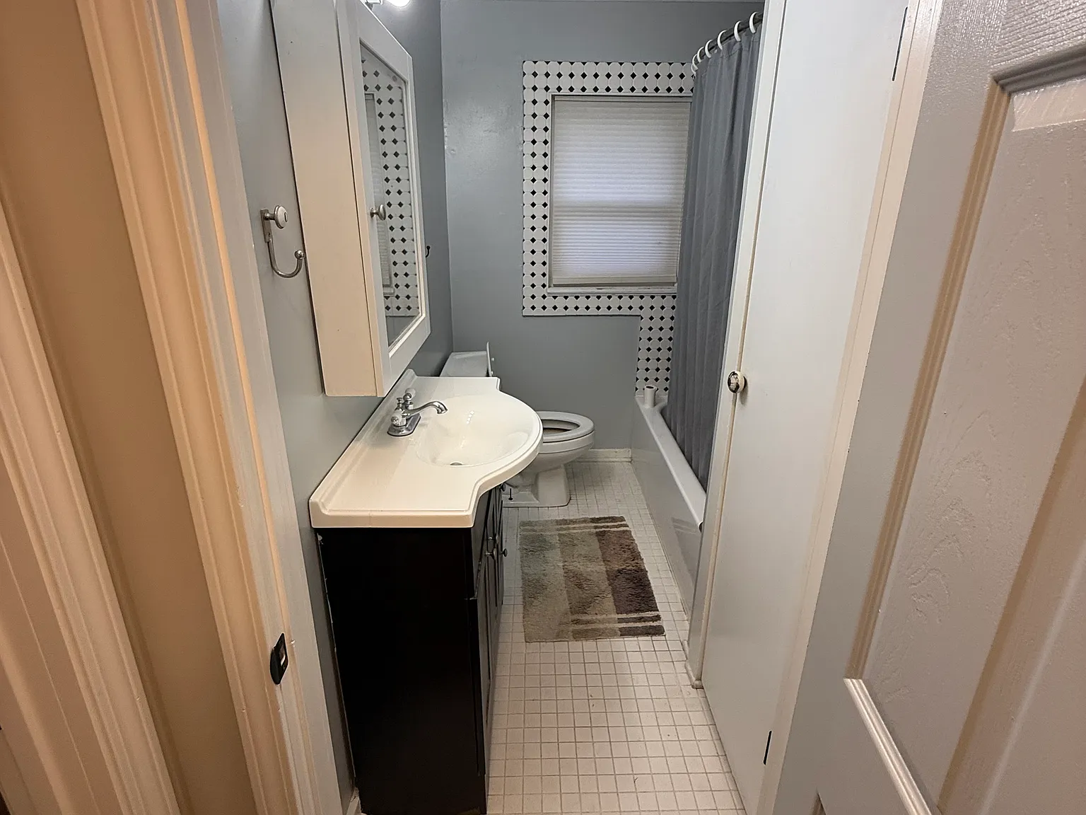 3 bed, 963 sqft, $1,400 — Photo 3