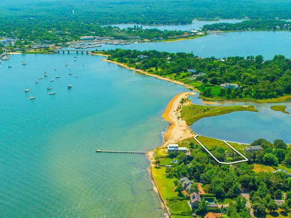 11 E Harbor Dr, Sag Harbor, NY 11963