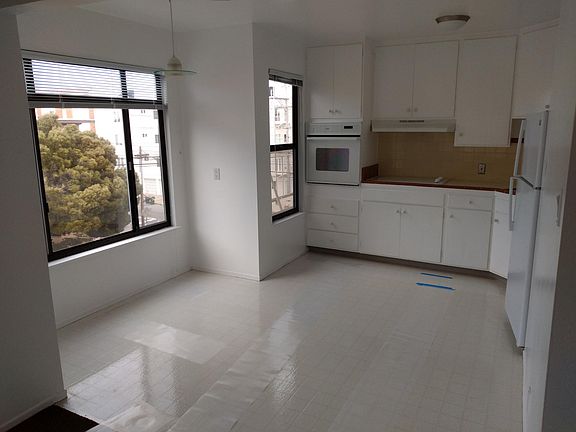 3rd image of 3501 Anza St APT 6