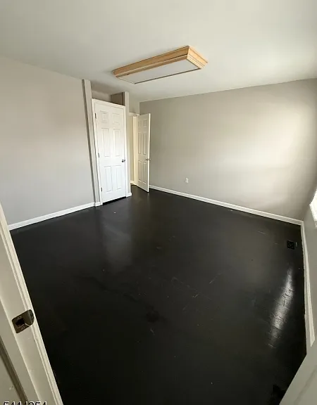 494 Monroe St — Photo 3
