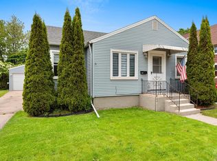 2510 Lincoln Ave, Two Rivers, WI 54241