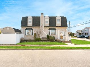 2431 Riverside Drive, Wantagh, NY 11793