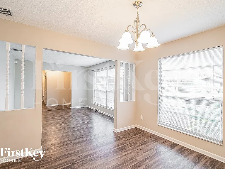 1572 Sonoma Ct — Photo 6