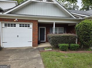 6880 Tara Oaks Dr, Riverdale, GA 30274