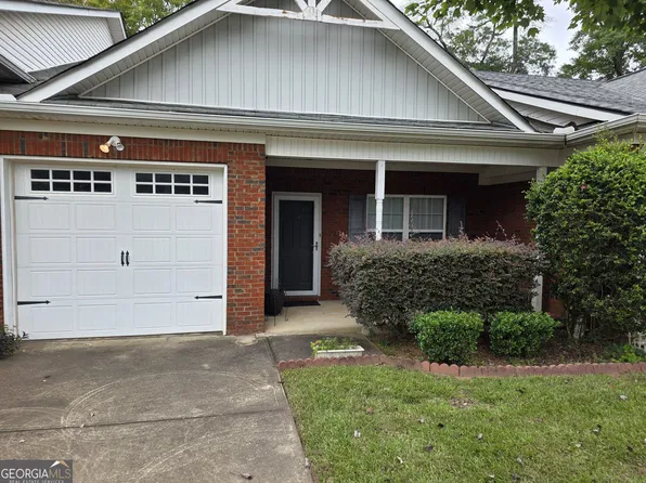 6880 Tara Oaks Dr, Riverdale, GA 30274