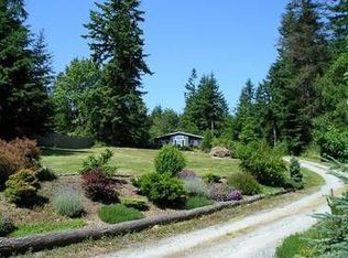 822 Lawson Rd, Camano Island, WA 98282