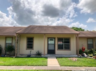 1051 Country Club Dr UNIT A, Seguin, TX 78155