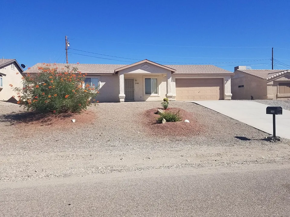 2440 Huntington Dr