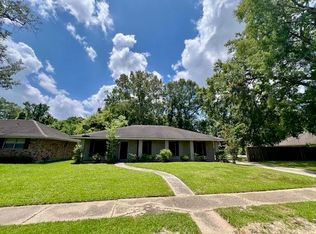 6774 Pine Island Ave, Baton Rouge, LA 70811
