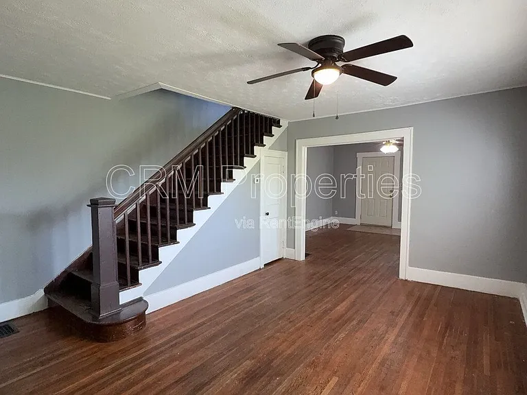 809 N Webster St — Photo 5