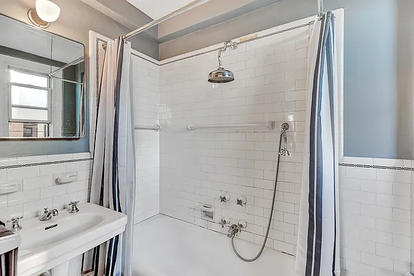 Sold by CORE | media 17