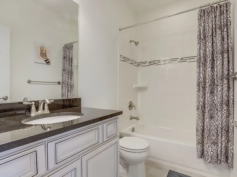 1742 W 52nd Ct — Photo 24
