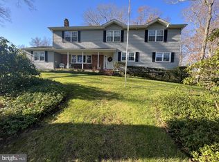 5 Rosedale Ter, Holmdel, NJ 07733