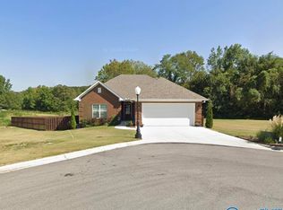 312 Stratford Cir, Arab, AL 35016