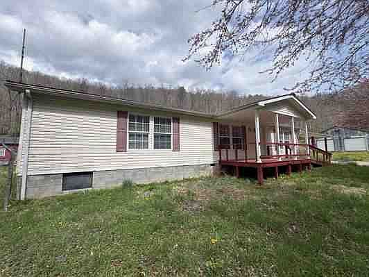 2nd image of 429 Rocky Top Hl