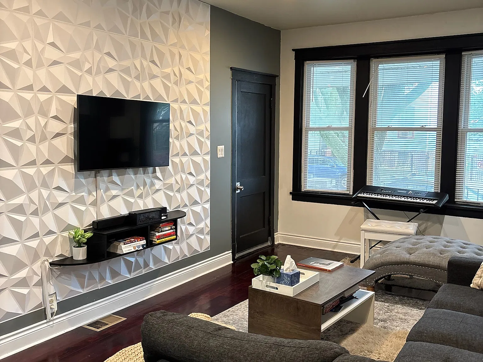 3 bed, $2,800 — Photo 3