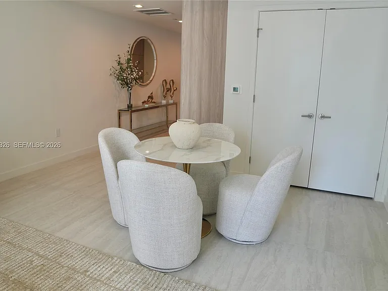 77 SE 5th St #2414 — Photo 9