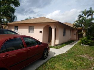 517 Pilgrim Rd, West Palm Beach, FL 33405